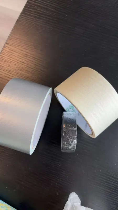 Vanlig brukte selvklebende materialer og deres egenskaper