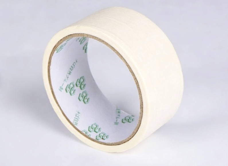 Hvordan skiller kluttape seg fra vanlig selvklebende tape?
